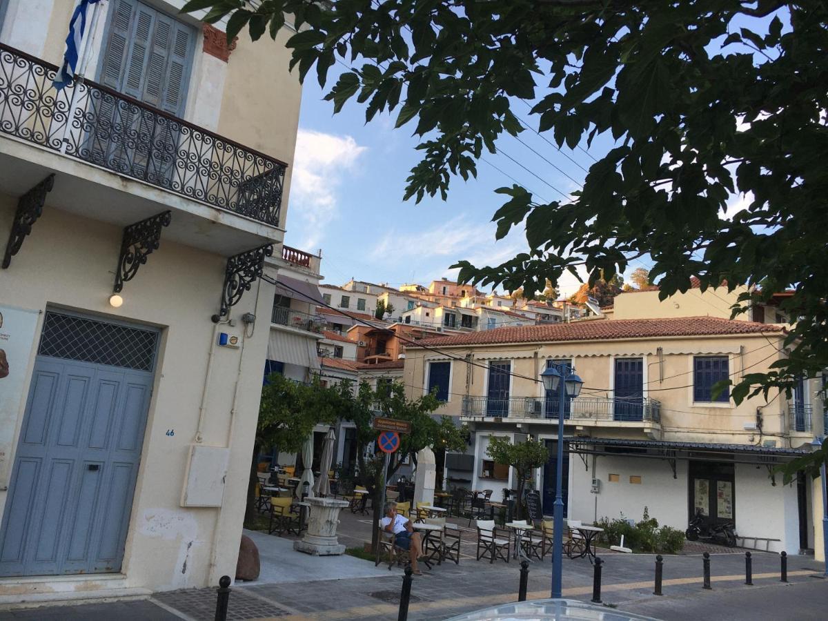 Betty'S Apartments Poros Town ภายนอก รูปภาพ