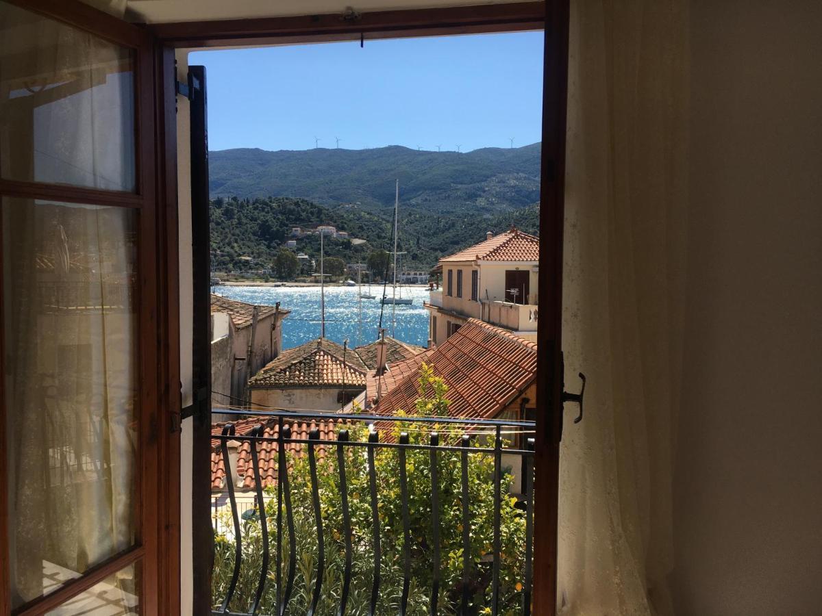 Betty'S Apartments Poros Town ภายนอก รูปภาพ