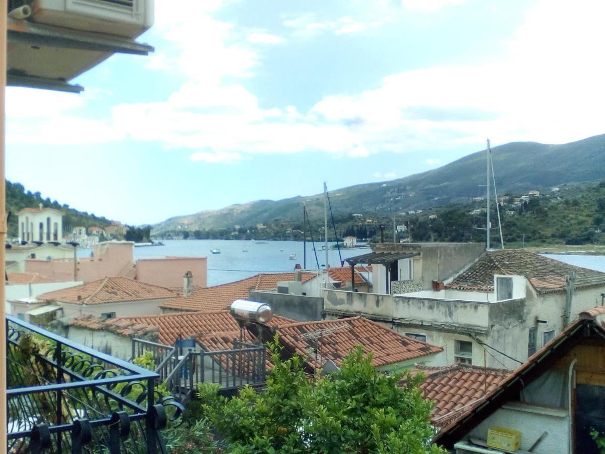 Betty'S Apartments Poros Town ภายนอก รูปภาพ